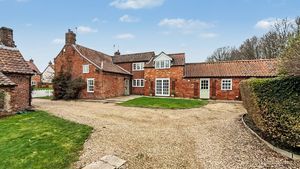 Photo 2- click for photo gallery